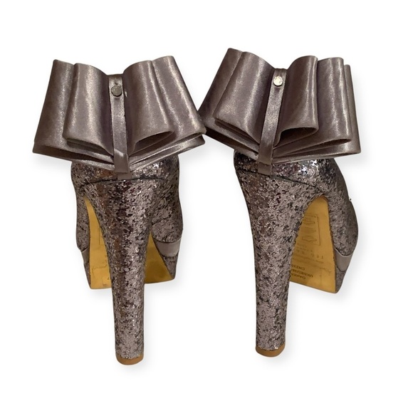 Ted Baker Oaker Silver Glitter Pumps - Picture 5 of 8